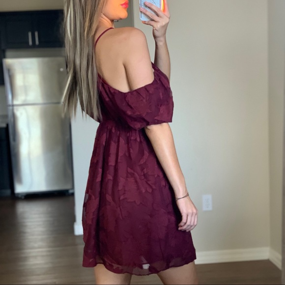 New Anthropologie Burgundy Cold Shoulder Dress - Picture 4 of 6